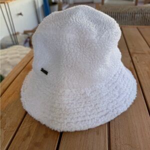 Billabong White Sherpa Drop Brim Bucket Hat